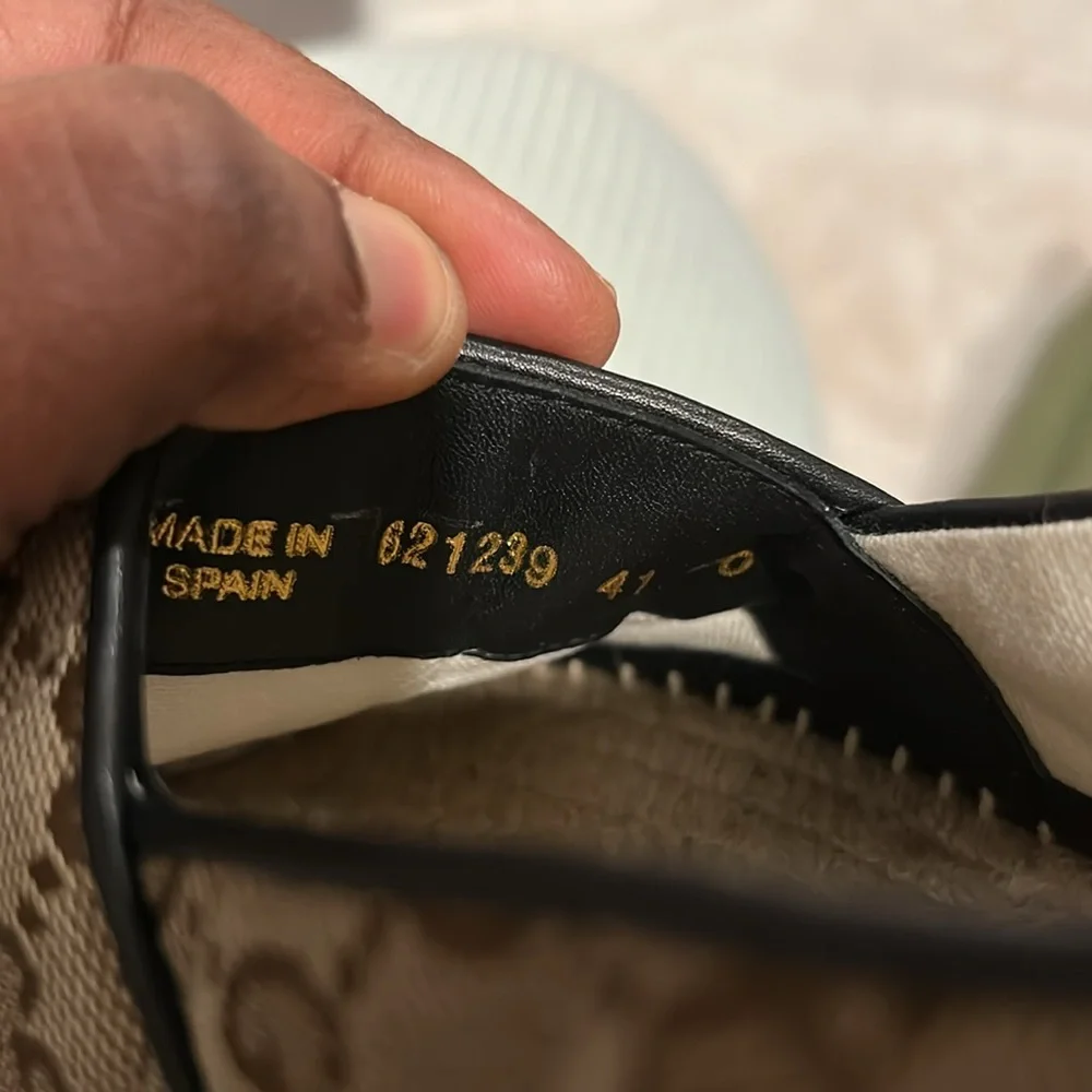 Gucci Beige and Gold GG Espadrilles - Picture 6 of 6